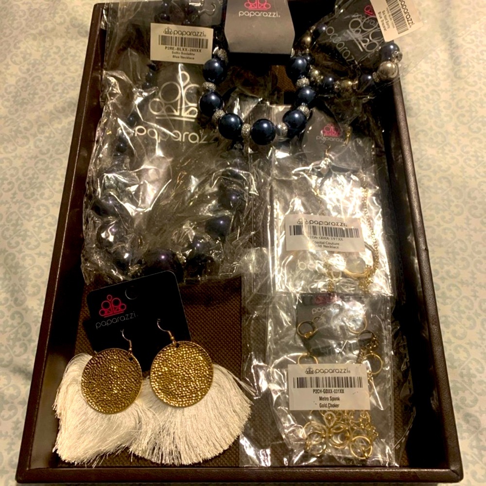 13pc Display Jewelry Bundle -paparazzi #121